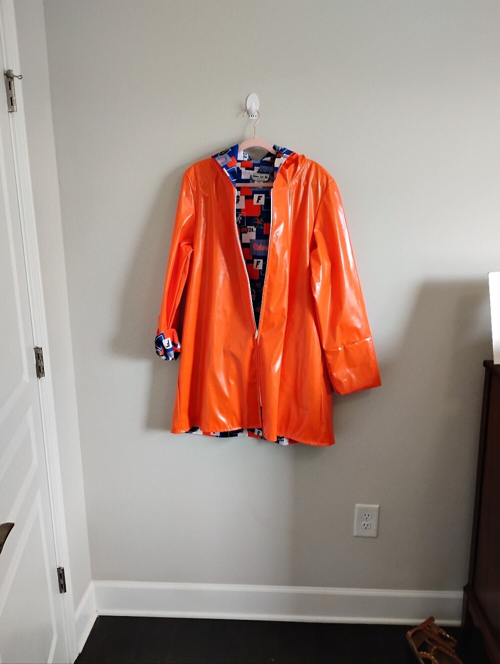 Shane Lee Florida Gators Hooded Raincoat Women's. Tailgate Ready
